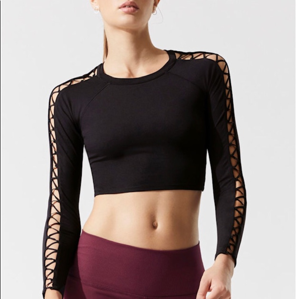 ⚡️⚡️SALE NWOT ALO Cropped High Line Fitted Top